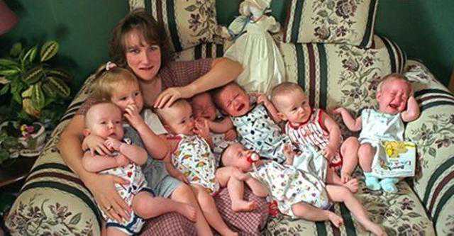 一出生就走红的全球首例七胞胎，如今已23岁，他们过得怎么样了？